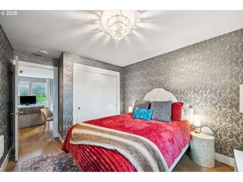 16 NE 55th Avenue Portland OR 97213