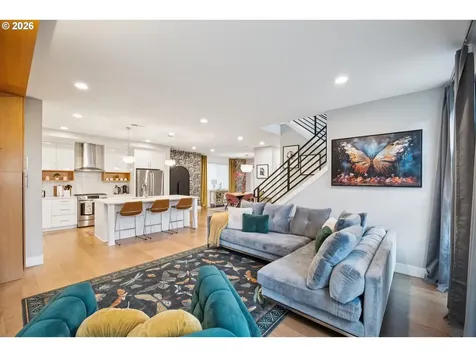 16 NE 55th Avenue Portland OR 97213