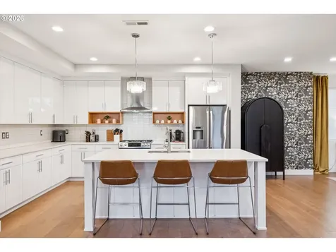 16 NE 55th Avenue Portland OR 97213
