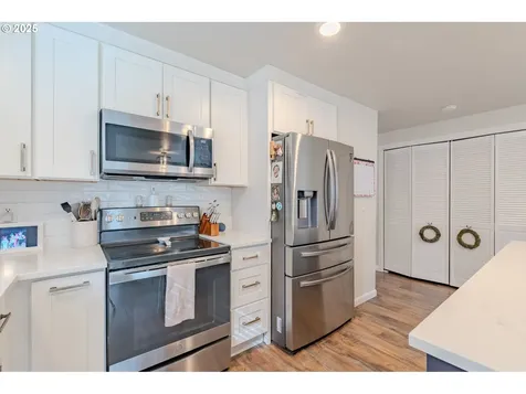4403 NE 152nd Avenue Vancouver WA 98682