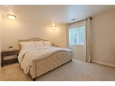 4403 NE 152nd Avenue Vancouver WA 98682
