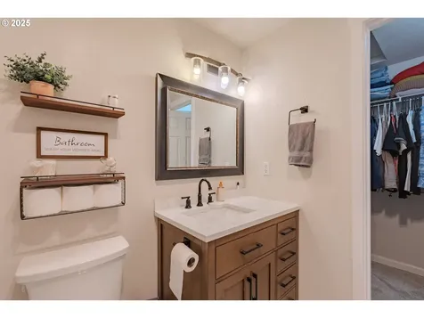 4403 NE 152nd Avenue Vancouver WA 98682