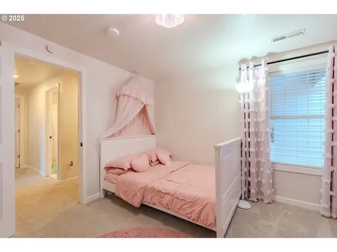 4403 NE 152nd Avenue Vancouver WA 98682