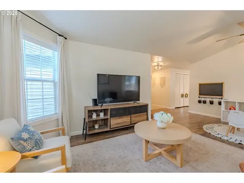 4403 NE 152nd Avenue Vancouver WA 98682