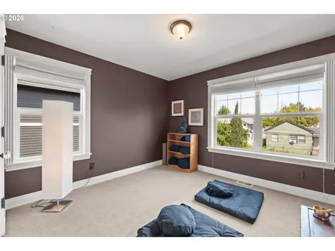 4607 NE Garfield Avenue Portland OR 97211