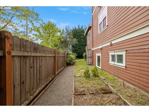4607 NE Garfield Avenue Portland OR 97211