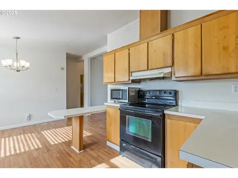 308 NW Civil Bend Avenue Winston OR 97496