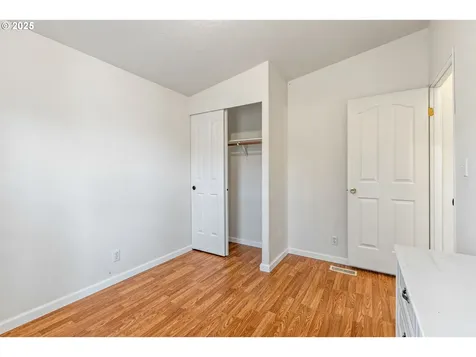308 NW Civil Bend Avenue Winston OR 97496