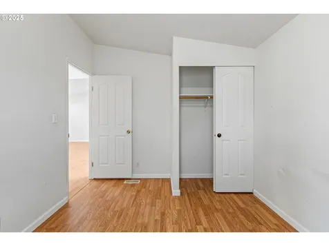 308 NW Civil Bend Avenue Winston OR 97496
