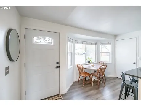 213 NW Lalack Court Dallas OR 97338