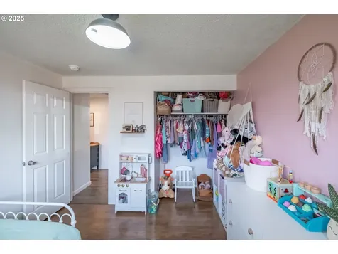 213 NW Lalack Court Dallas OR 97338