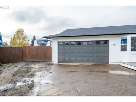 213 NW Lalack Court Dallas OR 97338