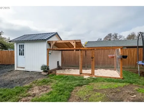 213 NW Lalack Court Dallas OR 97338