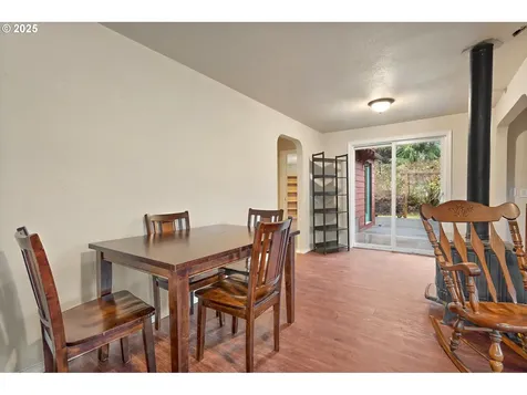 5253 SE Knapp Street Portland OR 97206