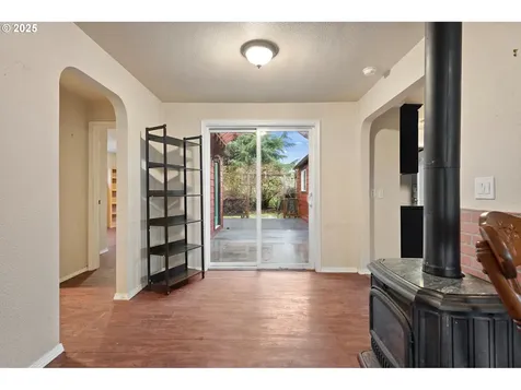 5253 SE Knapp Street Portland OR 97206
