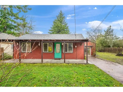5253 SE Knapp Street Portland OR 97206