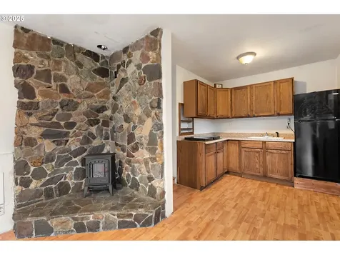5253 SE Knapp Street Portland OR 97206