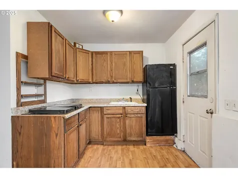 5253 SE Knapp Street Portland OR 97206