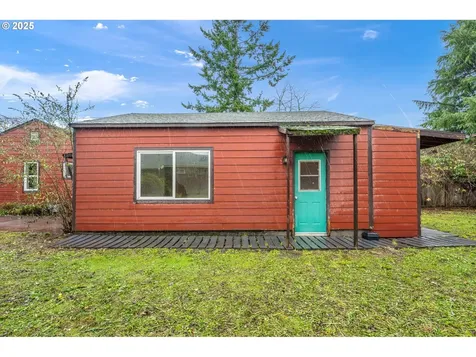 5253 SE Knapp Street Portland OR 97206