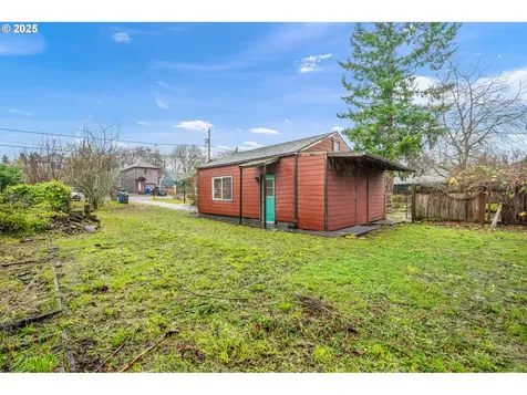 5253 SE Knapp Street Portland OR 97206
