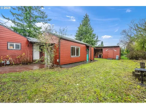5253 SE Knapp Street Portland OR 97206