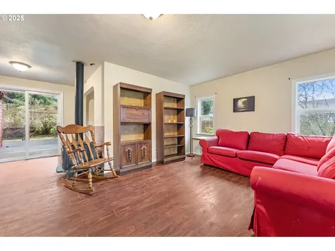 5253 SE Knapp Street Portland OR 97206
