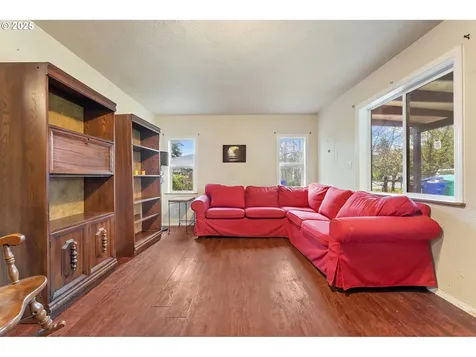5253 SE Knapp Street Portland OR 97206