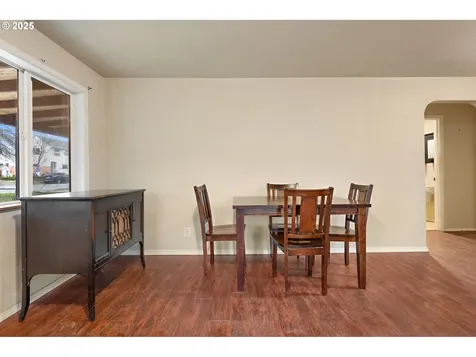 5253 SE Knapp Street Portland OR 97206