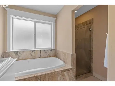 5018 SE 140th Avenue Portland OR 97236