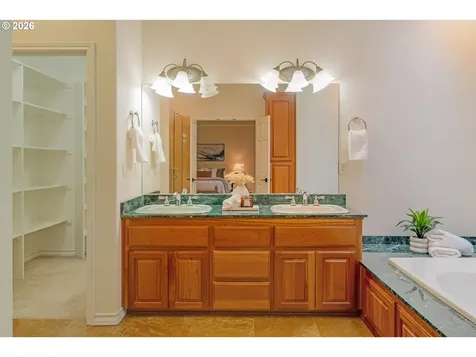 2636 Pimlico Drive West Linn OR 97068