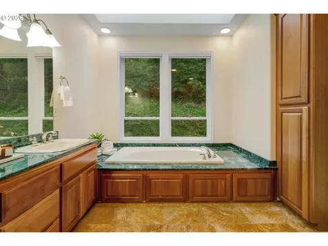2636 Pimlico Drive West Linn OR 97068