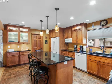 415 NW 117th Street Vancouver WA 98685