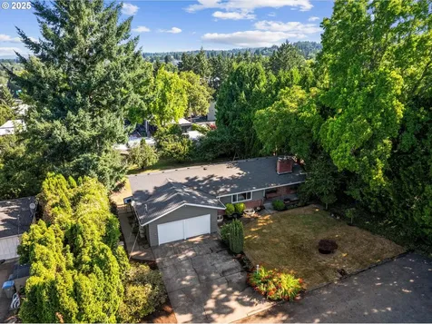 7505 SW Crestview Street Portland OR 97223