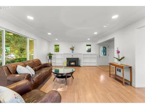 7505 SW Crestview Street Portland OR 97223