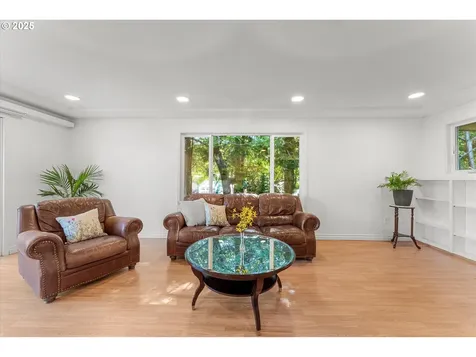 7505 SW Crestview Street Portland OR 97223