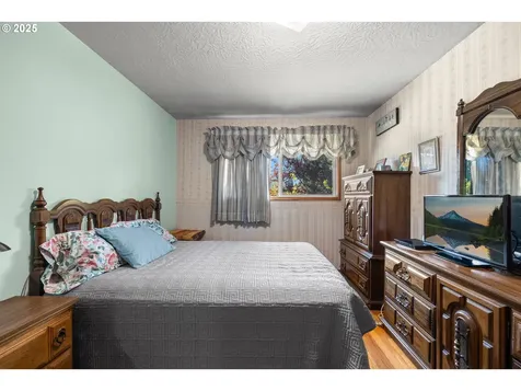 13241 SE Washington Street Portland OR 97233