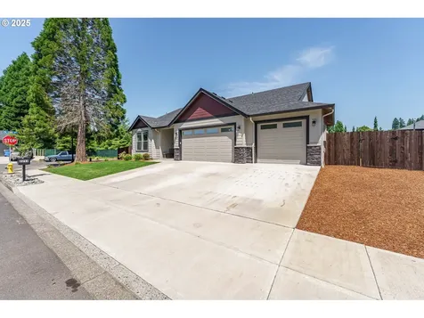 2217 NW 2nd Avenue Battle Ground WA 98604