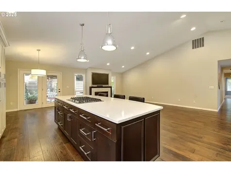 1527 SE 104th Court Vancouver WA 98664