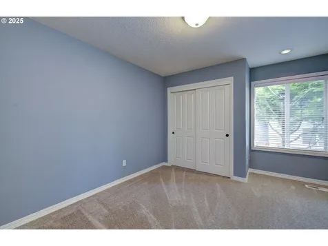 1527 SE 104th Court Vancouver WA 98664