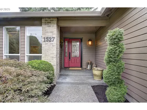 1527 SE 104th Court Vancouver WA 98664