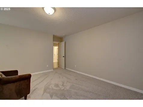 1527 SE 104th Court Vancouver WA 98664