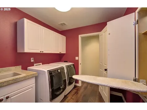 1527 SE 104th Court Vancouver WA 98664