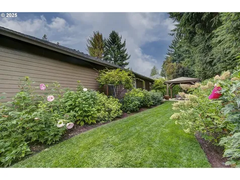1527 SE 104th Court Vancouver WA 98664