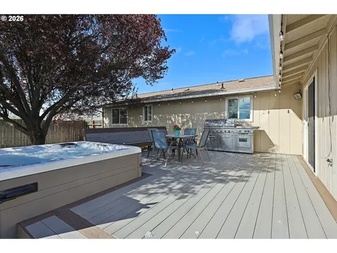 2018 Chatfield Place Goldendale WA 98620