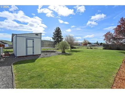 2018 Chatfield Place Goldendale WA 98620