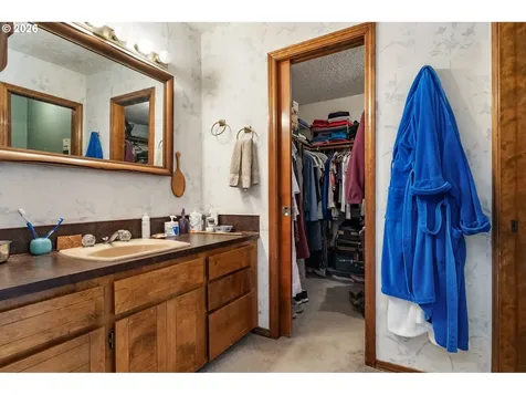 11895 SE Knee Court Happy Valley OR 97086
