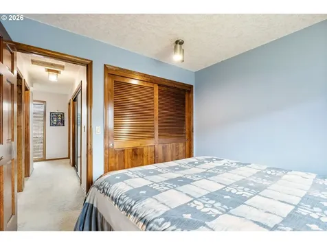 11895 SE Knee Court Happy Valley OR 97086