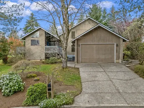 11895 SE Knee Court Happy Valley OR 97086