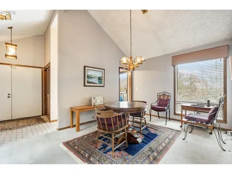 11895 SE Knee Court Happy Valley OR 97086