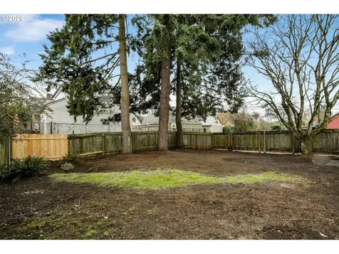 1820 N Prescott Street Portland OR 97217